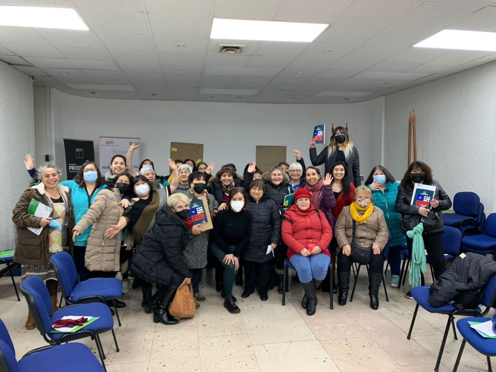 Punta Arenas: organizaciones y mujeres en diálogo por un Voto Informado