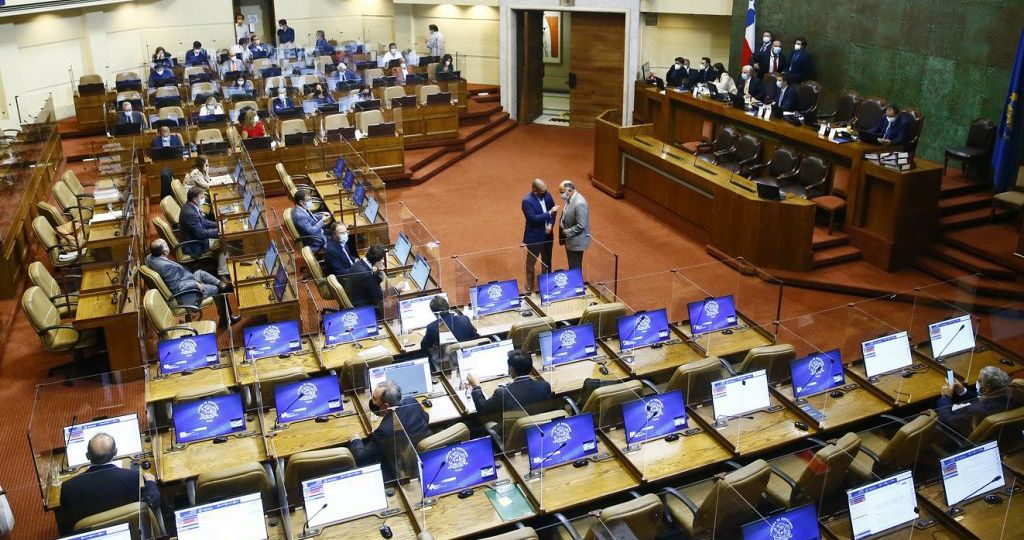 50999636998_865f9cc621_h-1-1024x655